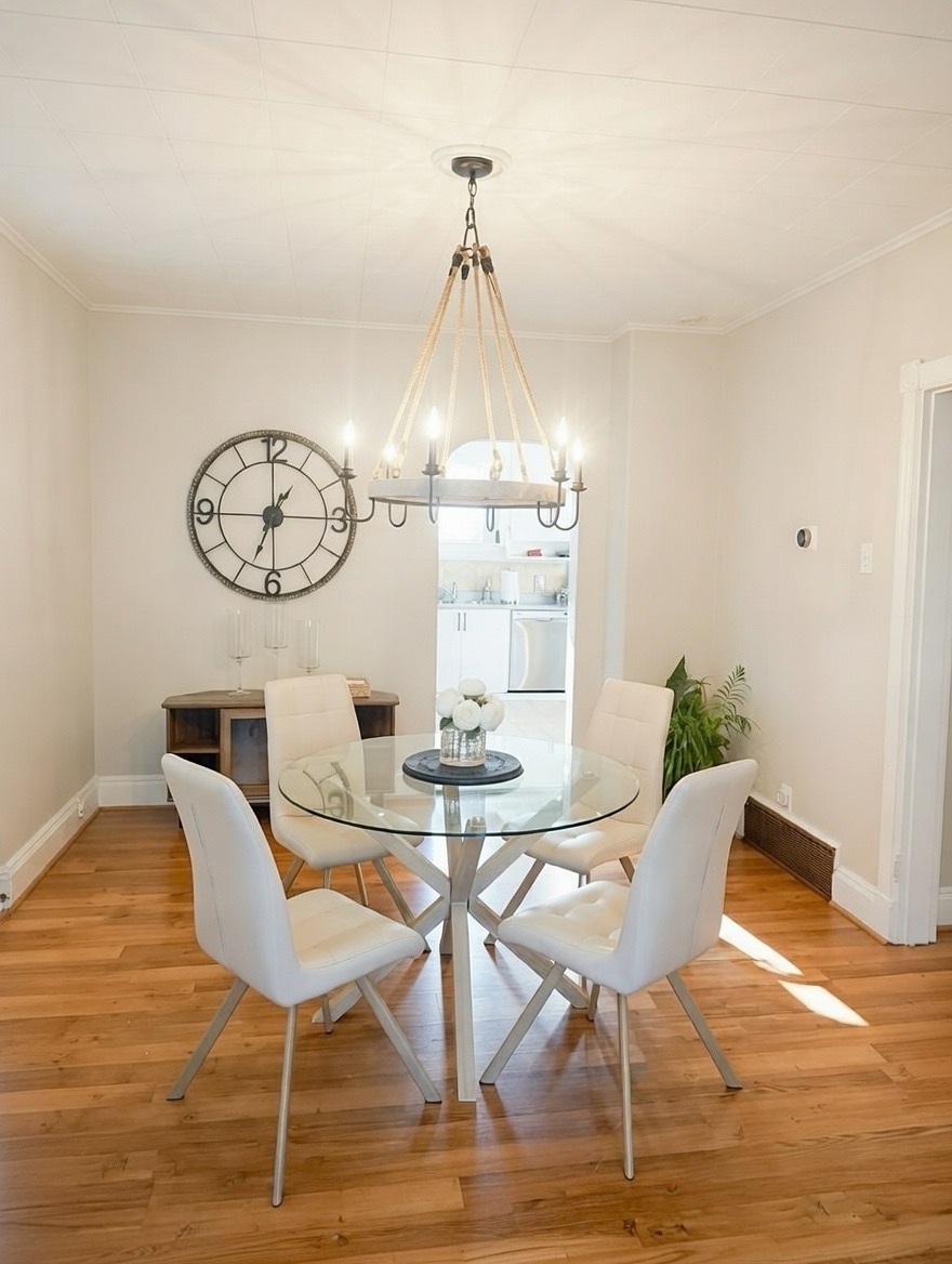 Hidden Gem Steps From the River – photo 4